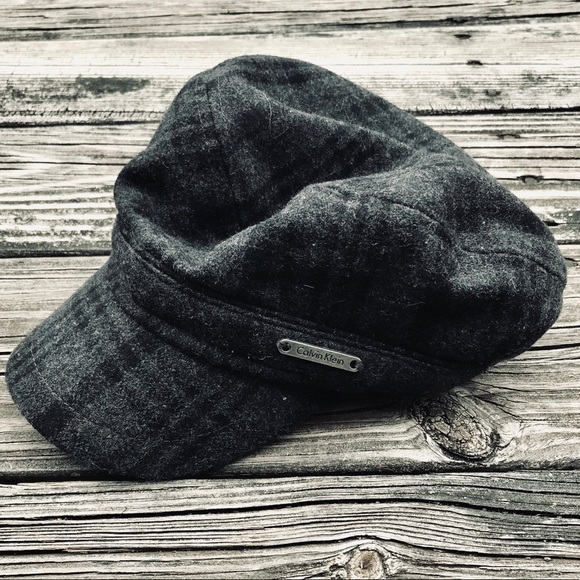 Calvin Klein Accessories - CALVIN KLEIN Plaid Driver Hat